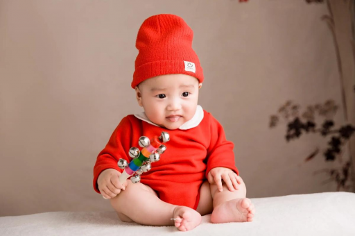 洛阳六个月宝宝总是摇头